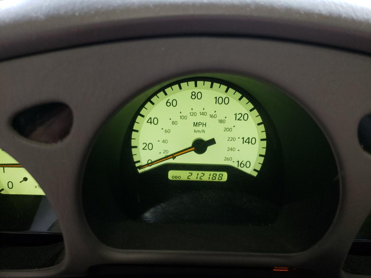 Photo 8 from auction – 2000 LEXUS GS 300 with VIN JT8BD68S4Y0096800