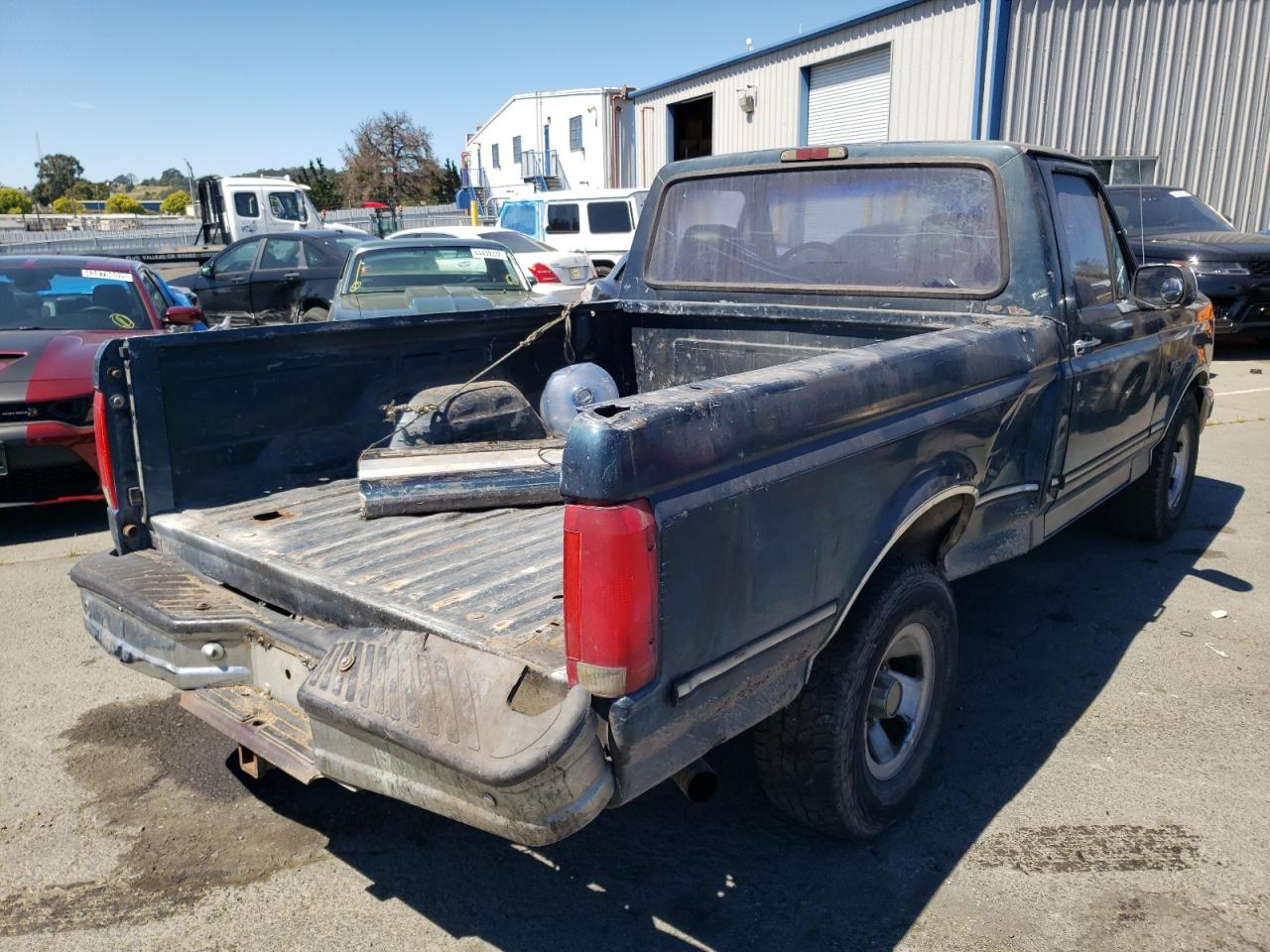 Photo 4 from auction – 1995 FORD F150 with VIN 1FTEF15H5SLA02398