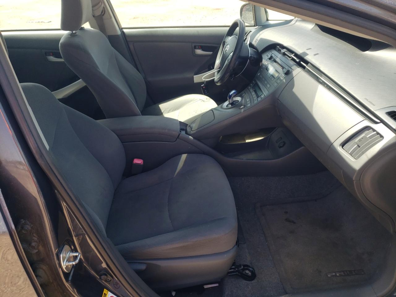 Photo 5 from auction – 2010 TOYOTA PRIUS with VIN JTDKN3DU1A1000917