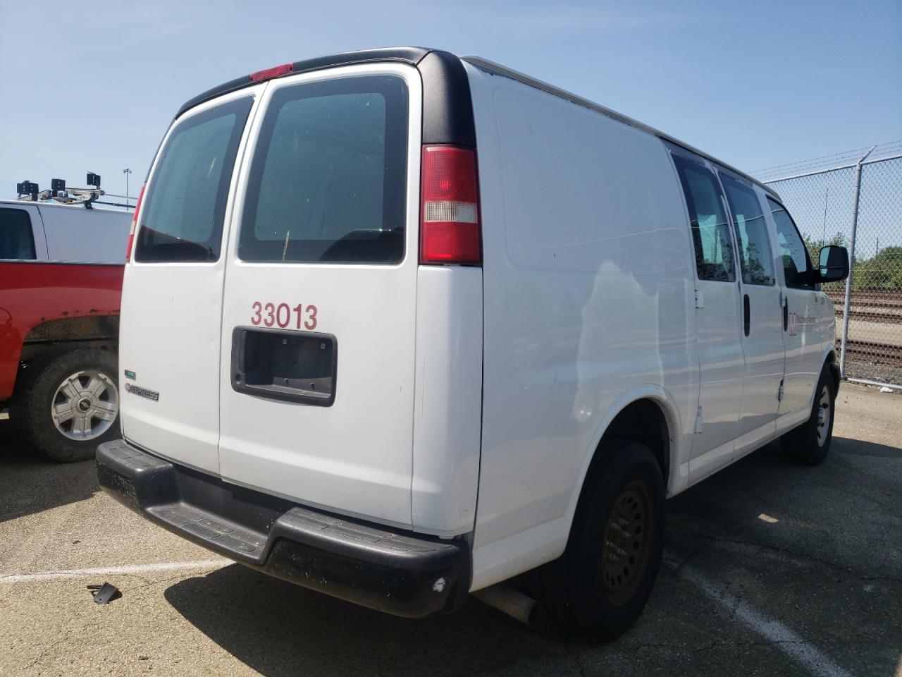Photo 4 from auction – 2010 CHEVROLET EXPRESS G1 with VIN 1GCUGAD48A1177469
