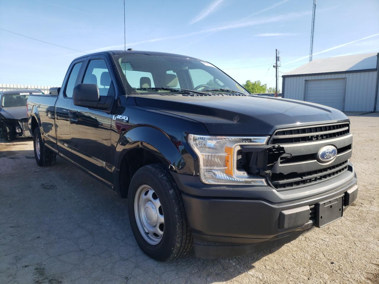 FORD F150 SUPER 2018 with VIN 1FTEX1C54JKC10749 - Photo from auction