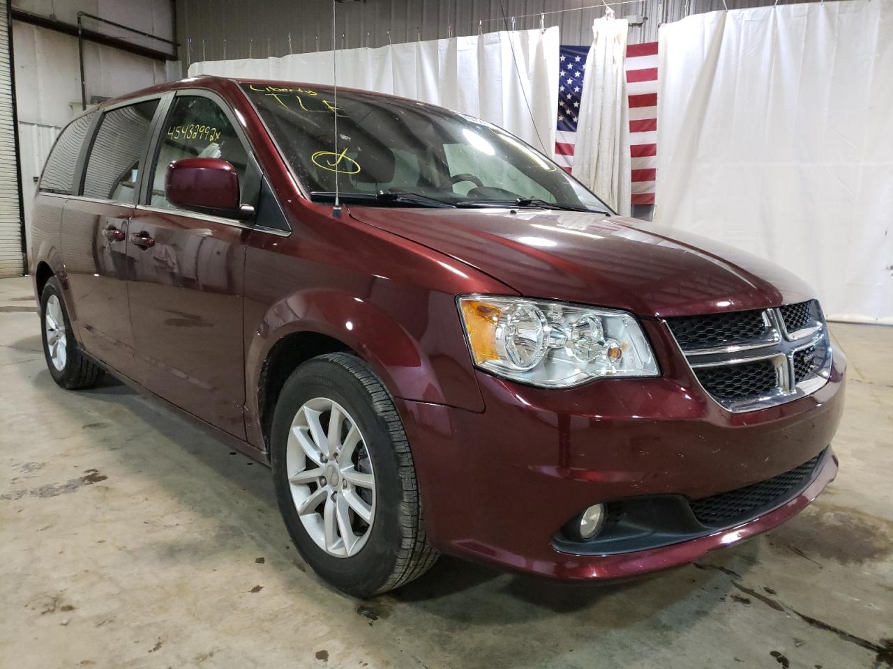 DODGE GRAND CARA 2019 with VIN 2C4RDGCG5KR772726 - Photo from auction