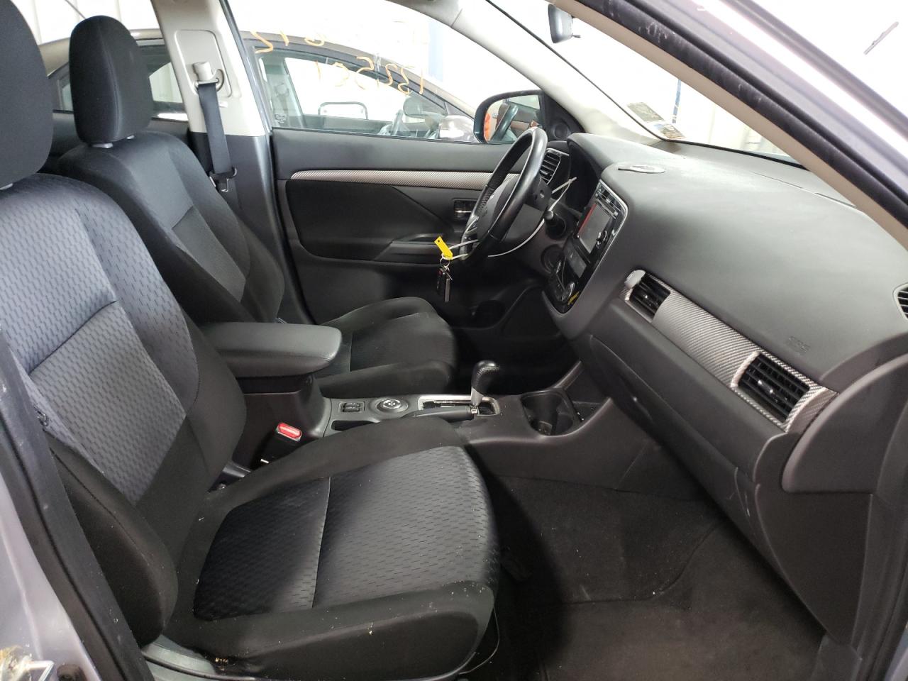 Zdjęcie 5 z aukcji – 2014 MITSUBISHI OUTLANDER z VIN JA4AZ3A35EZ014557