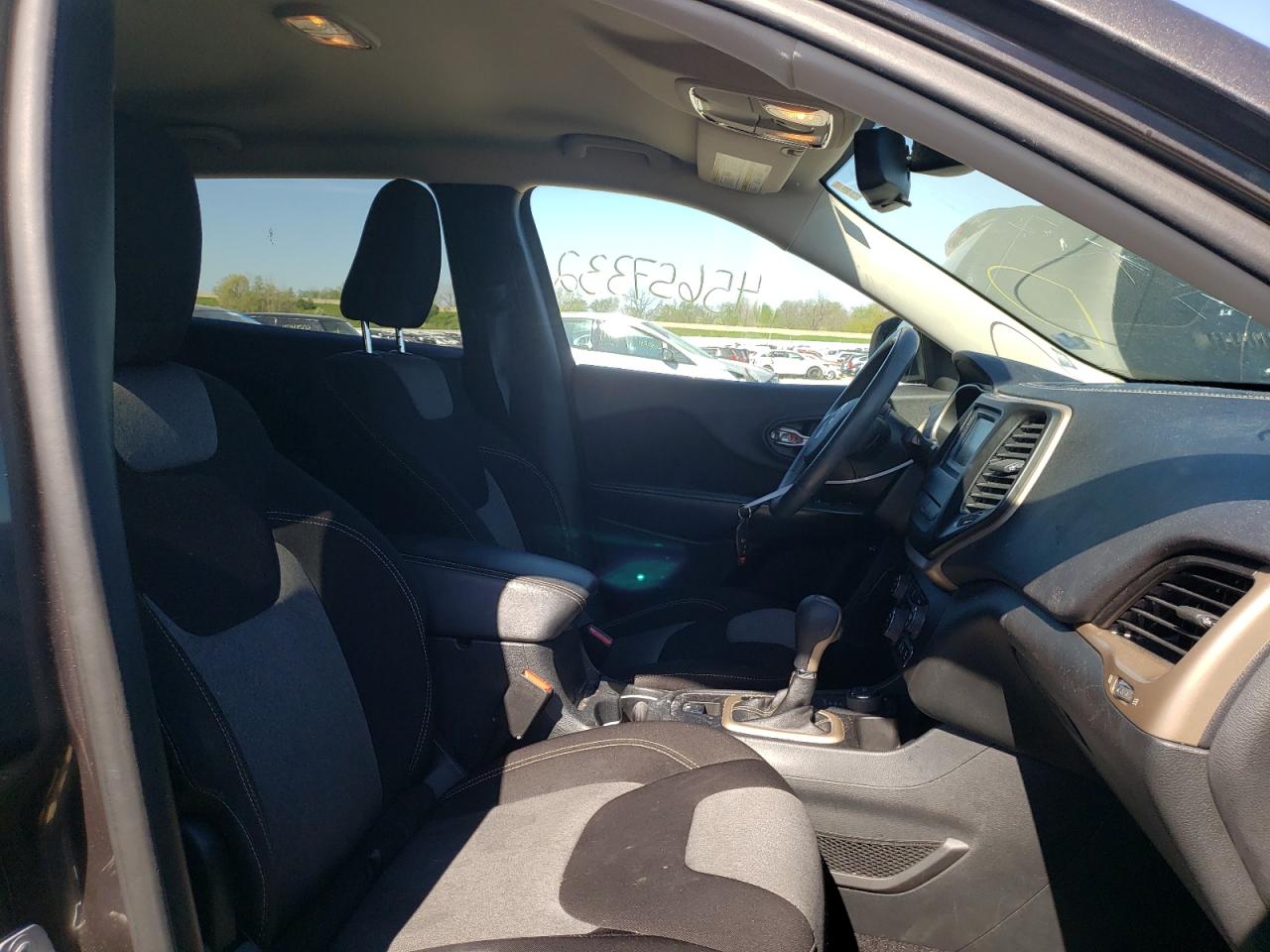 Photo 5 from auction – 2014 JEEP CHEROKEE L with VIN 1C4PJMCS3EW200598