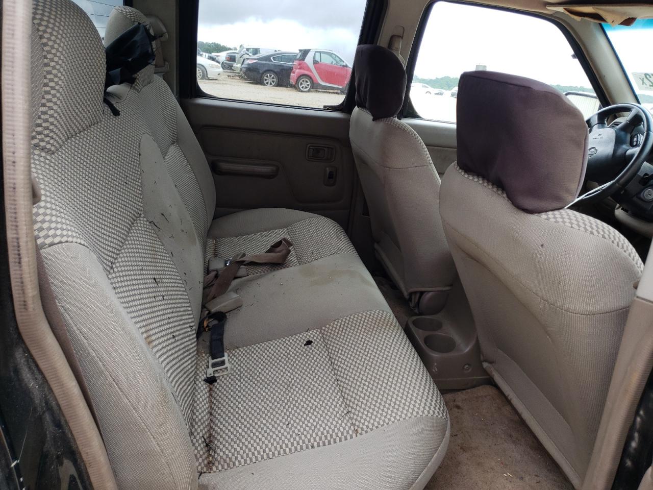 Photo 6 from auction – 2001 NISSAN FRONTIER C with VIN 1N6ED27T91C375128