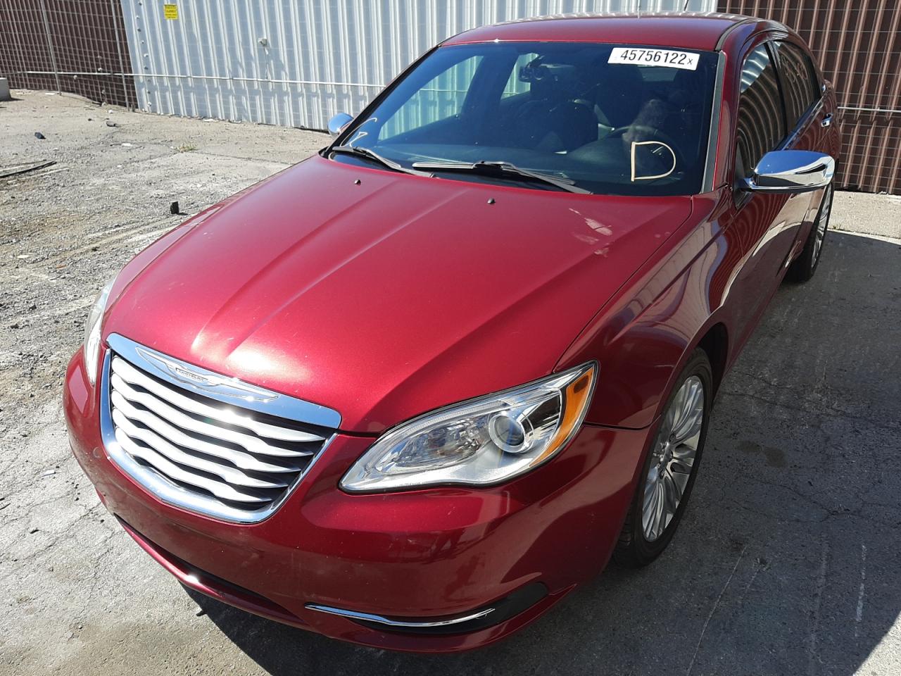 Photo 2 from auction – 2013 CHRYSLER 200 LIMITE with VIN 1C3CCBCG9DN546138