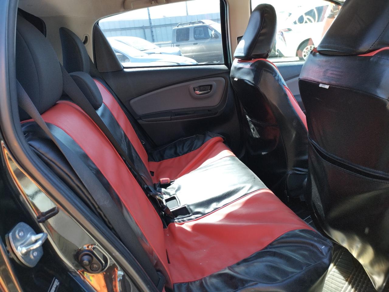 Photo 6 from auction – 2015 TOYOTA YARIS with VIN VNKKTUD38FA020373