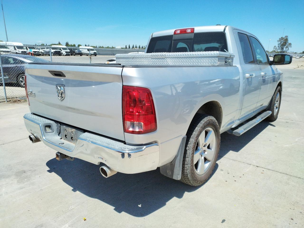 Photo 4 from auction – 2010 DODGE RAM 1500 with VIN 1D7RB1GTXAS182180