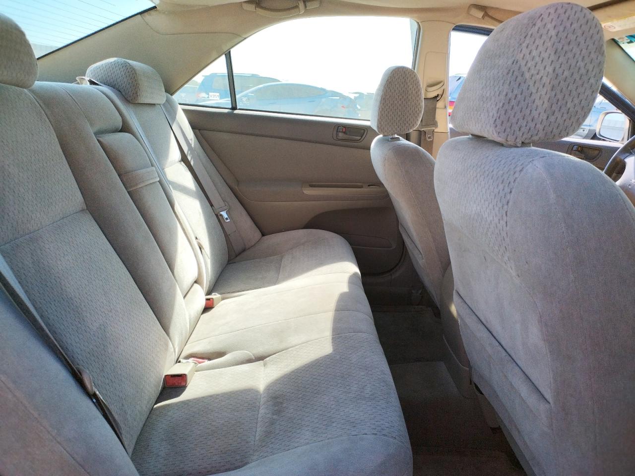Photo 6 from auction – 2003 TOYOTA CAMRY LE with VIN 4T1BE32K83U225950