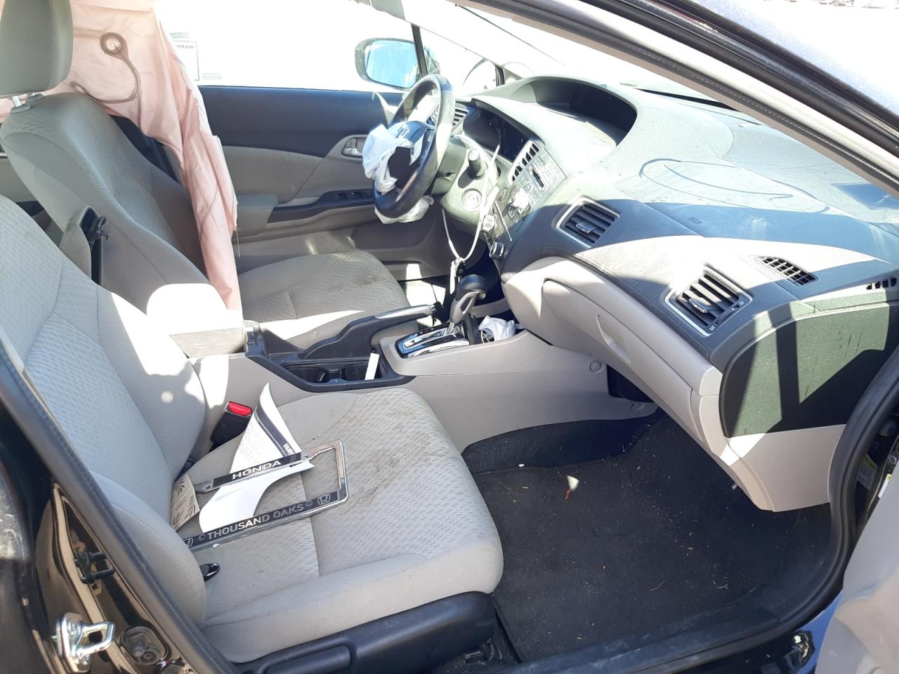 Photo 5 from auction – 2015 HONDA CIVIC LX with VIN 19XFB2F58FE242263