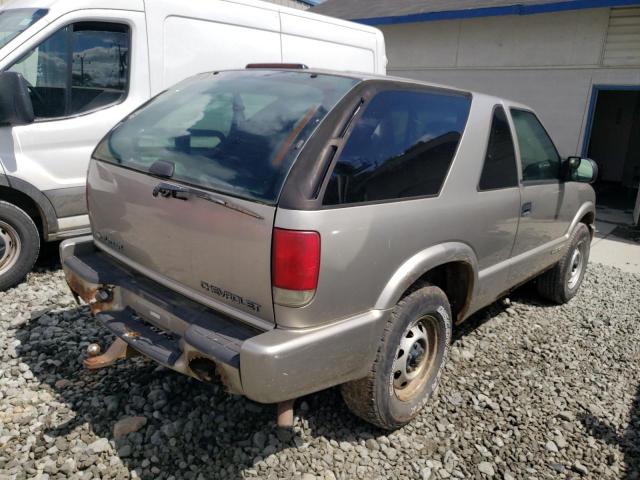 Photo 4 from auction – 2002 CHEVROLET BLAZER with VIN 1GNCT18W12K235105