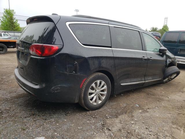 Photo 4 from auction – 2017 CHRYSLER PACIFICA T with VIN 2C4RC1BG1HR745338