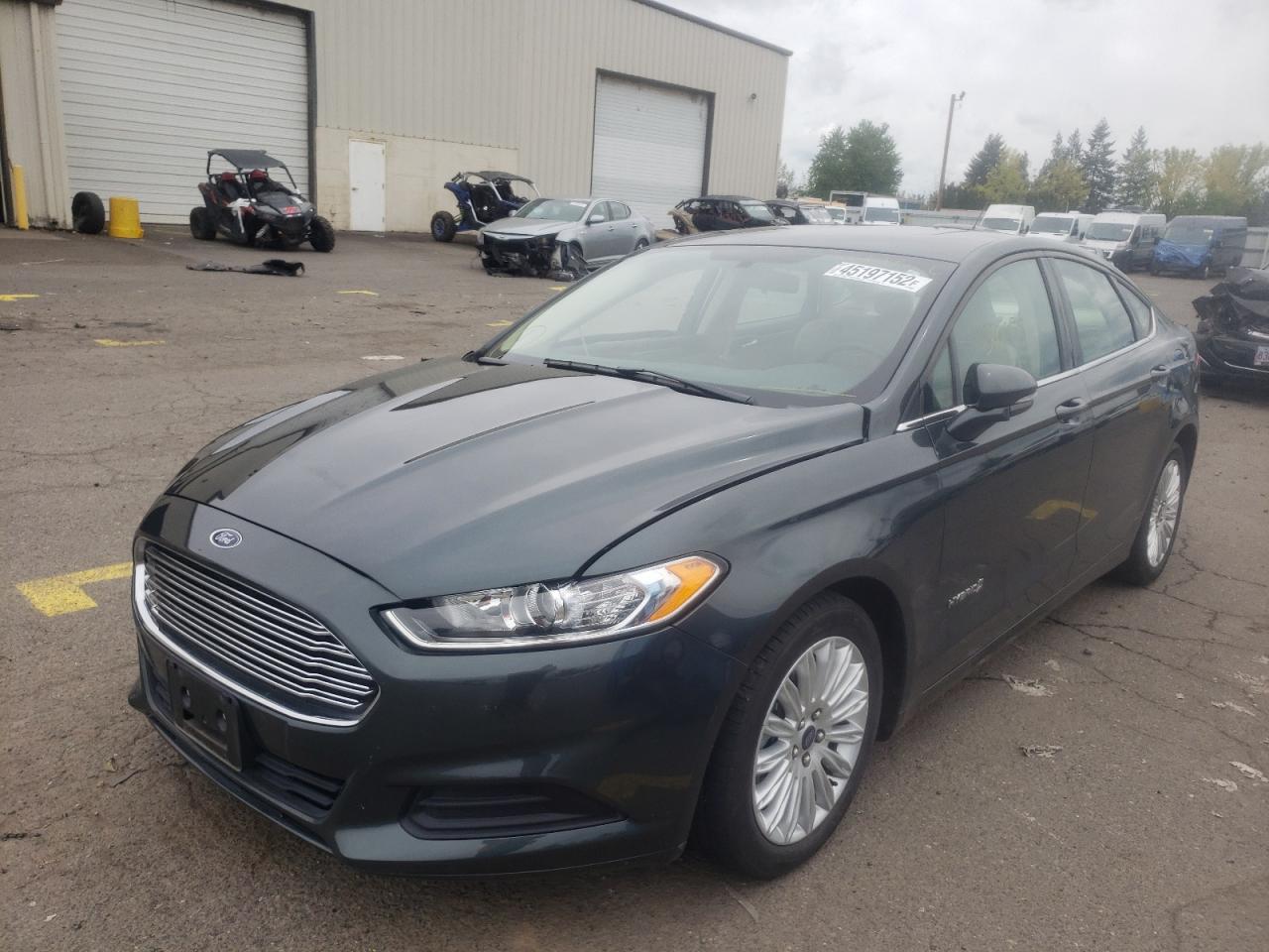 Photo 2 from auction – 2015 FORD FUSION SE with VIN 3FA6P0LU0FR161452