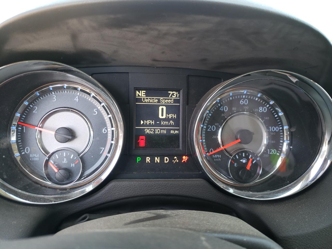 Photo 8 from auction – 2016 CHRYSLER TOWN & COU with VIN 2C4RC1BG7GR252553