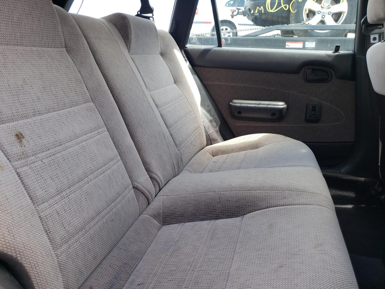 Photo 6 from auction – 1995 TOYOTA COROLLA BA with VIN JT2AE09V4S0101588