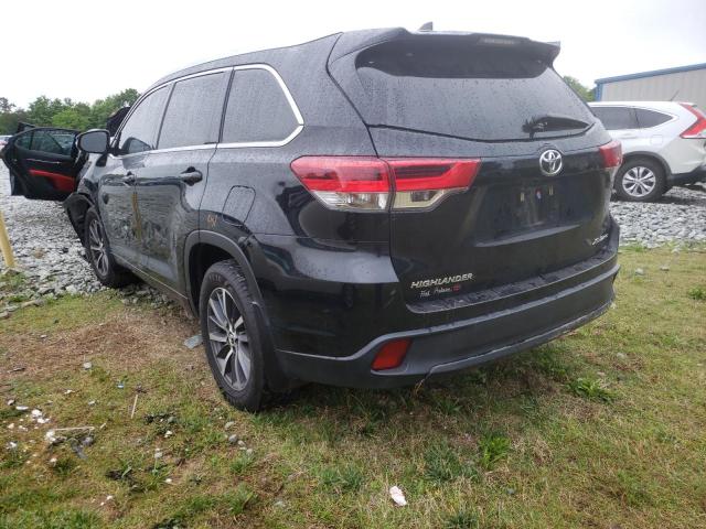 Photo 3 from auction – 2017 TOYOTA HIGHLANDER with VIN 5TDJZRFH1HS481963