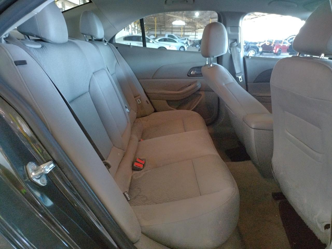 صورة رقم 6 من المزاد - 2015 CHEVROLET MALIBU LS مع VIN 1G11B5SL7FF299567
