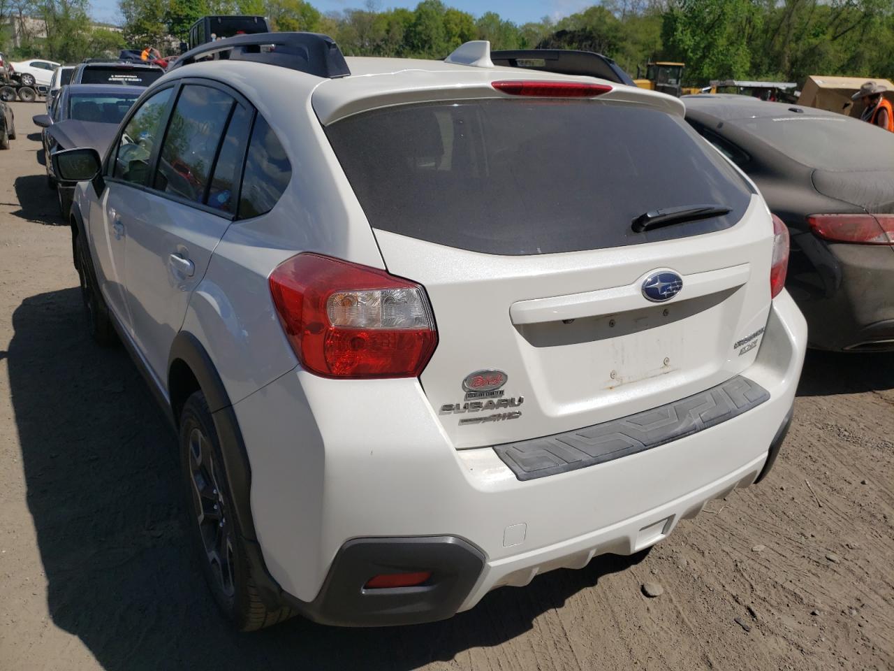 Фото 3 с аукциона – 2016 SUBARU CROSSTREK с VIN JF2GPADC5G8227718
