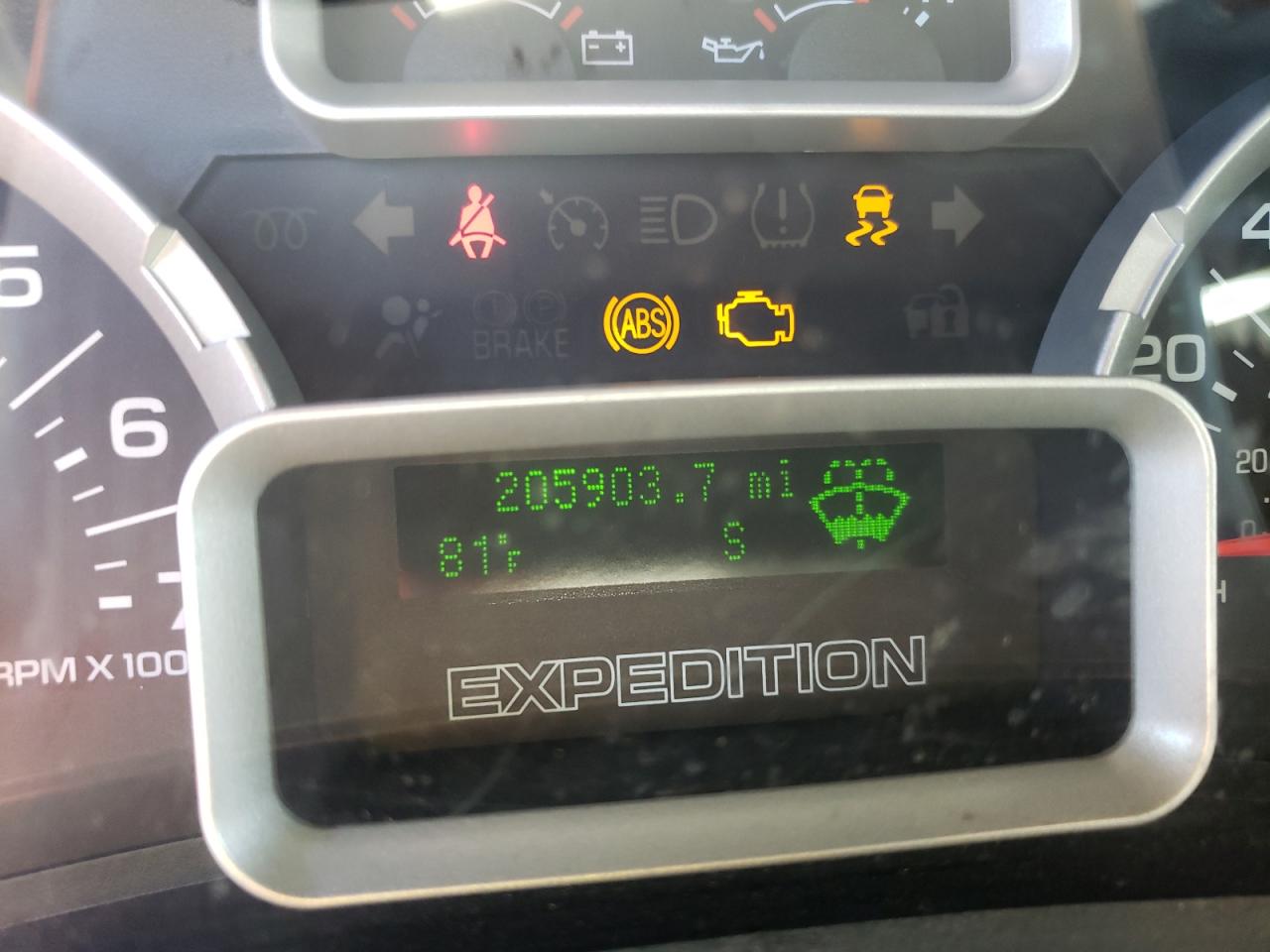 Photo 8 from auction – 2011 FORD EXPEDITION with VIN 1FMJU1G50BEF21236