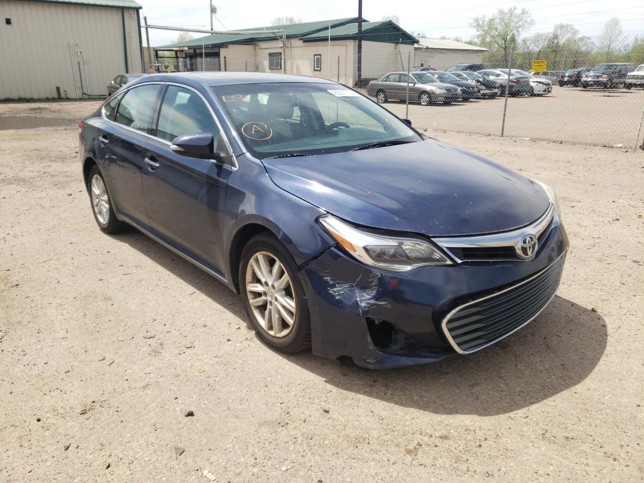 TOYOTA AVALON 2014 with VIN 4T1BK1EB4EU103890 - Photo from auction