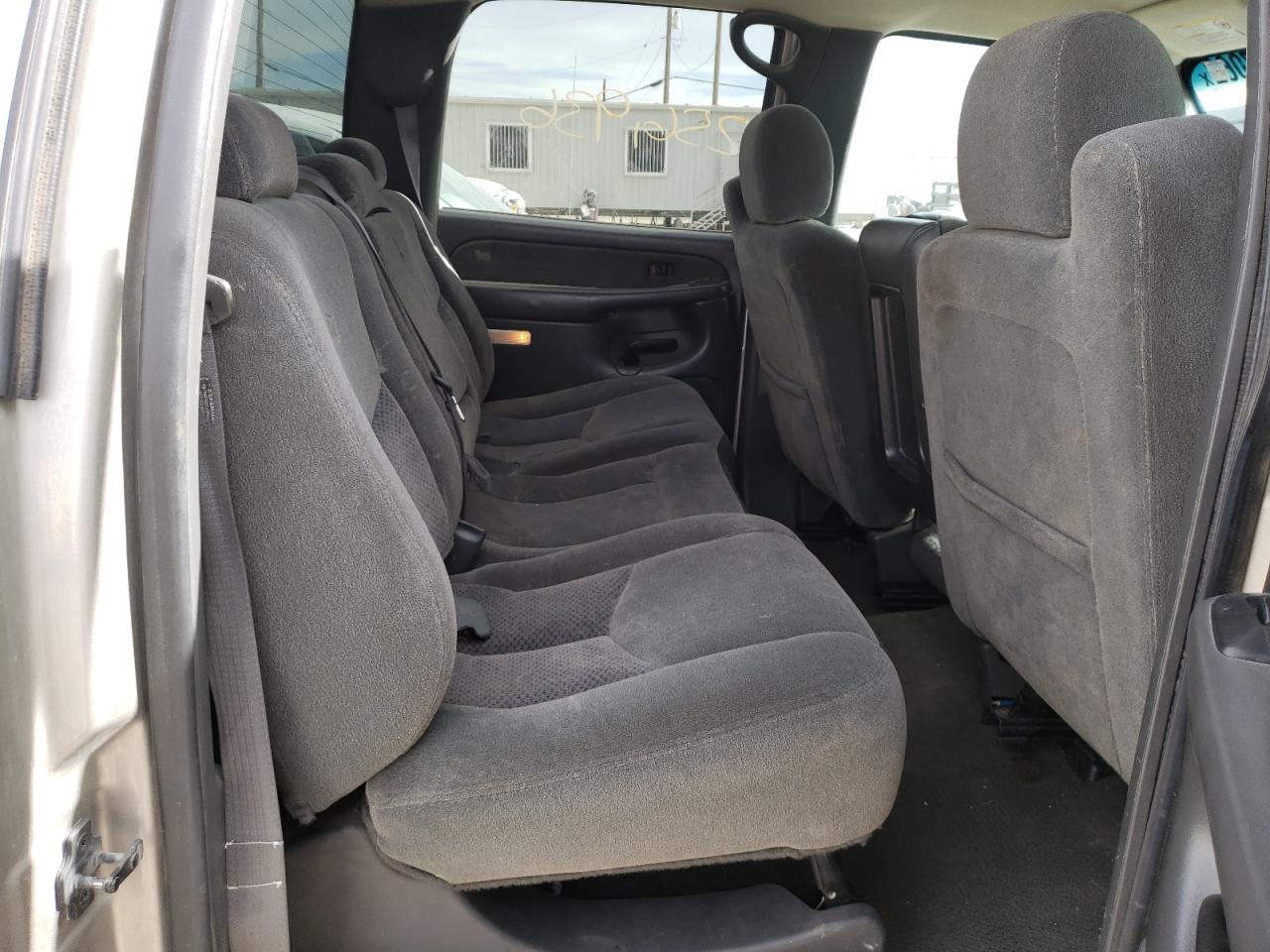 Photo 6 from auction – 2003 CHEVROLET SILVERADO with VIN 1GCHK231X3F125862
