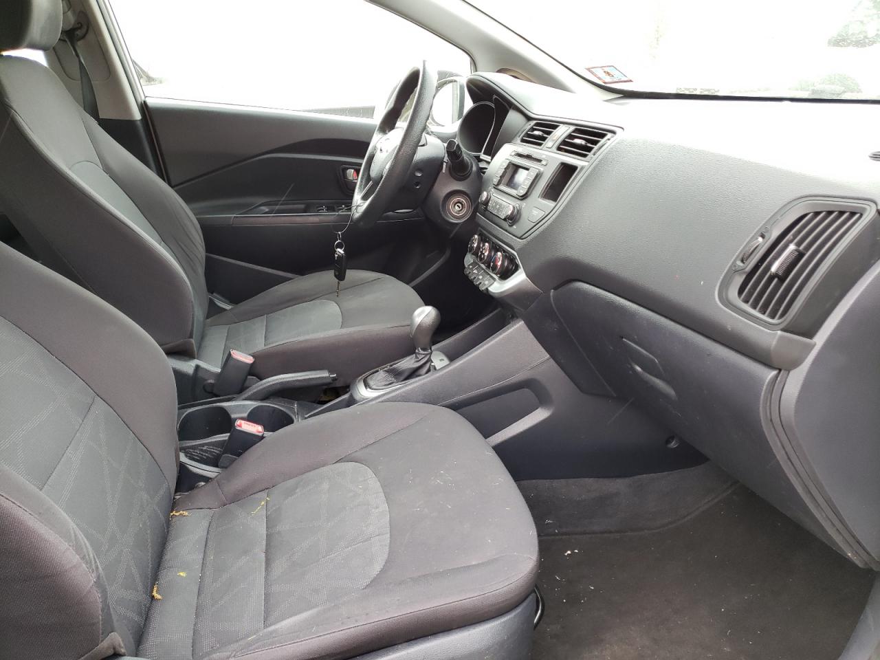 Photo 5 from auction – 2015 KIA RIO LX with VIN KNADM4A39F6515135