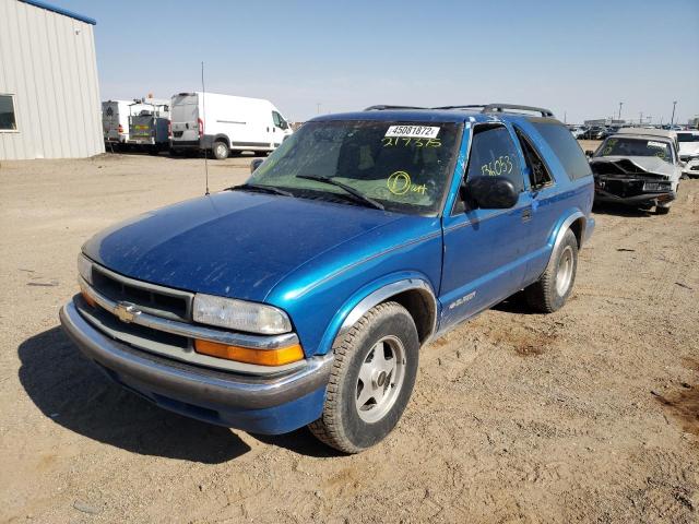 Photo 2 from auction – 2000 CHEVROLET BLAZER with VIN 1GNCS18W1YK217375