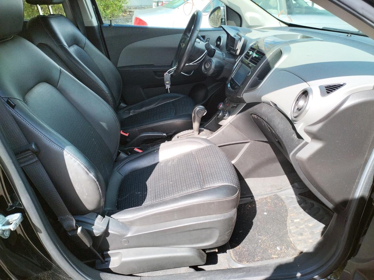 Photo 5 from auction – 2016 CHEVROLET SONIC LTZ with VIN 1G1JE6SB5G4150382