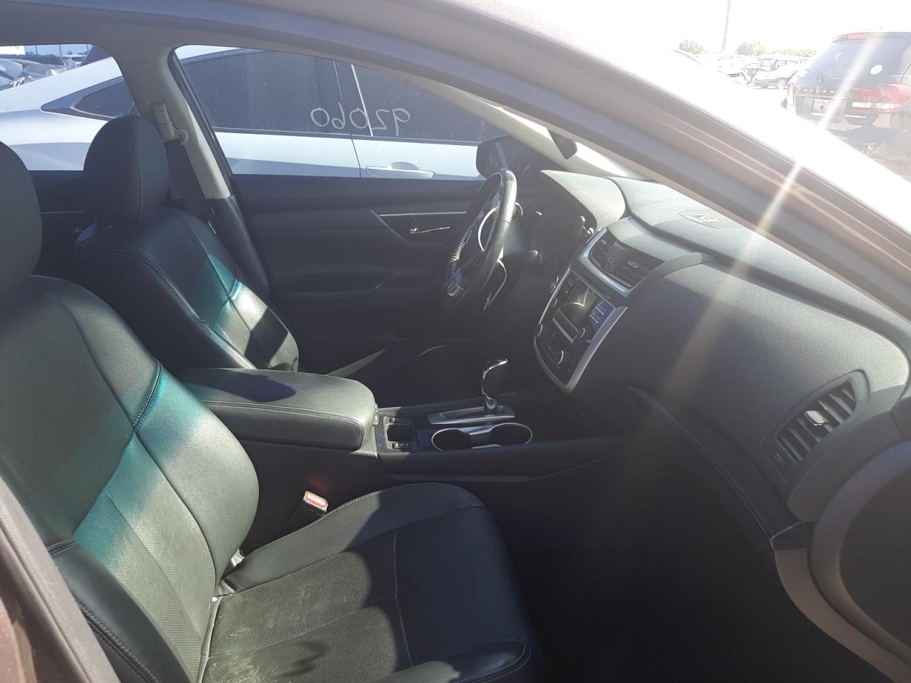 Photo 5 from auction – 2017 NISSAN ALTIMA 2.5 with VIN 1N4AL3AP2HC169414