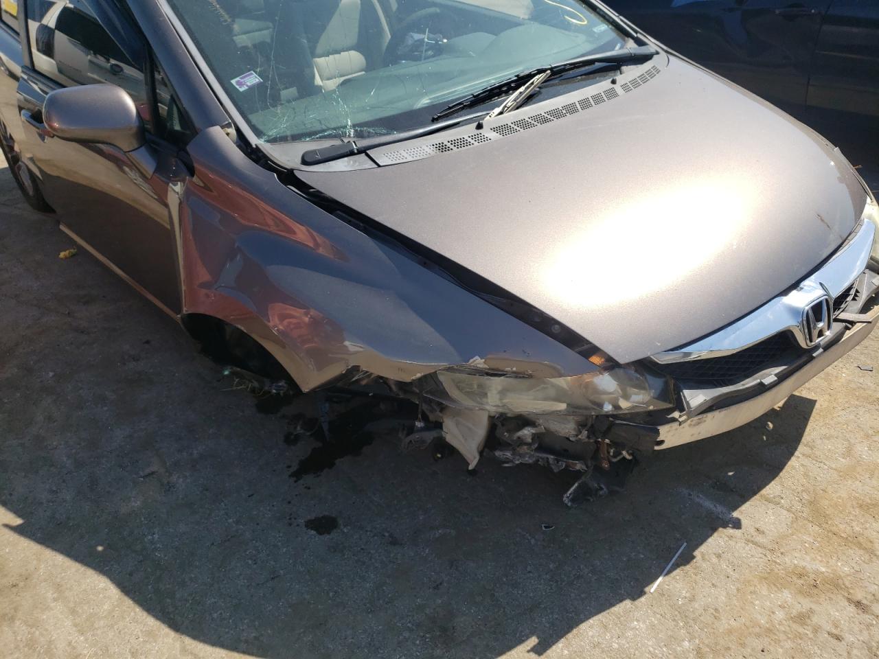 Photo 9 from auction – 2010 HONDA CIVIC EX with VIN 19XFA1F88AE063009