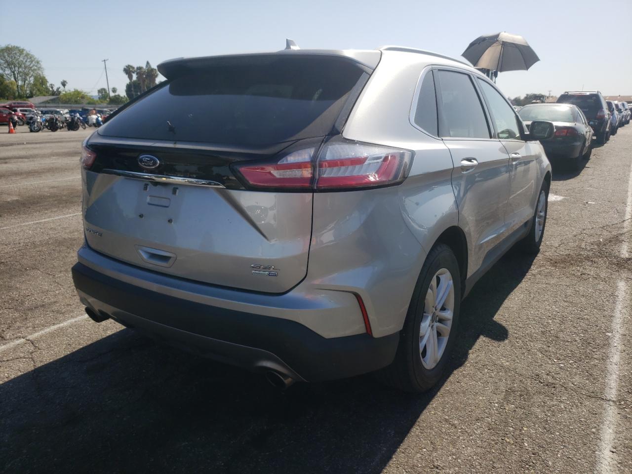 Zdjęcie 4 z aukcji – 2020 FORD EDGE SEL z VIN 2FMPK4J97LBA70459