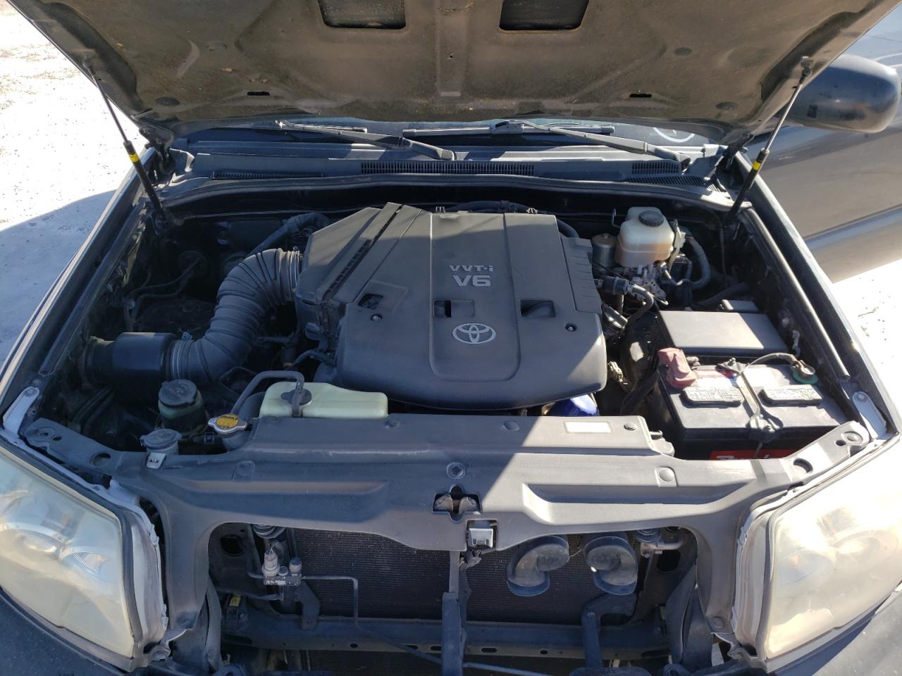 Photo 7 from auction – 2007 TOYOTA 4RUNNER SR with VIN JTEZU14R278078443