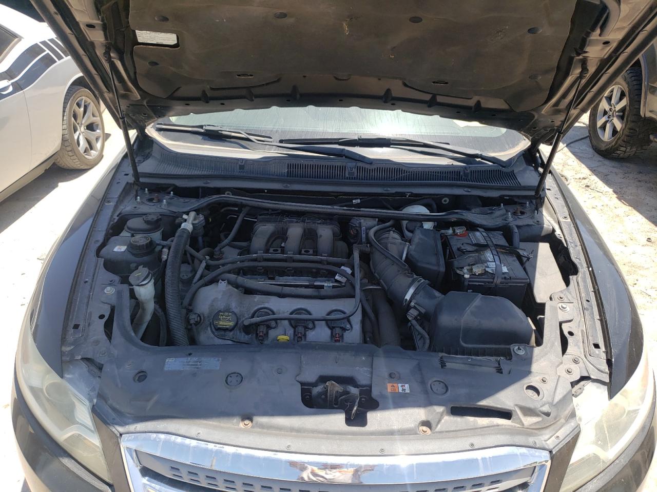 Photo 7 from auction – 2010 FORD TAURUS SEL with VIN 1FAHP2HW6AG133718