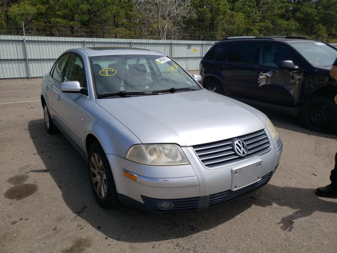 VOLKSWAGEN PASSAT GLS 2003 with VIN WVWPD63B83P244588 - Photo from auction