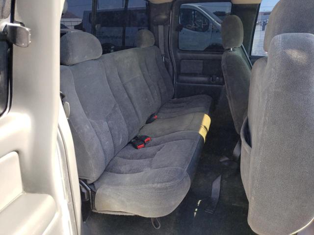 Photo 6 from auction – 2003 CHEVROLET SILVRK1500 with VIN 2GCEC19V331224258
