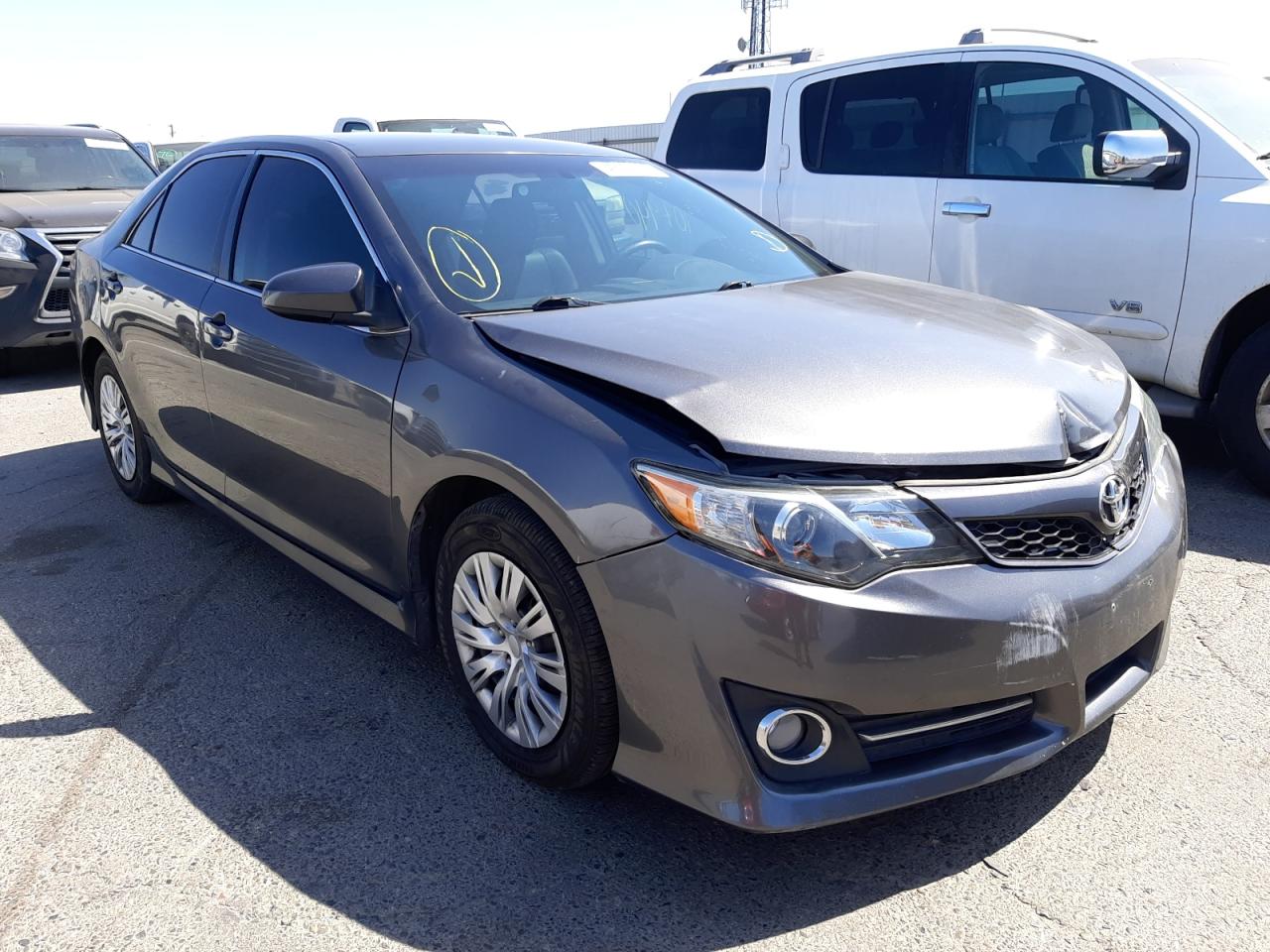 Photo 1 from auction – 2014 TOYOTA CAMRY L with VIN 4T1BF1FK7EU826846