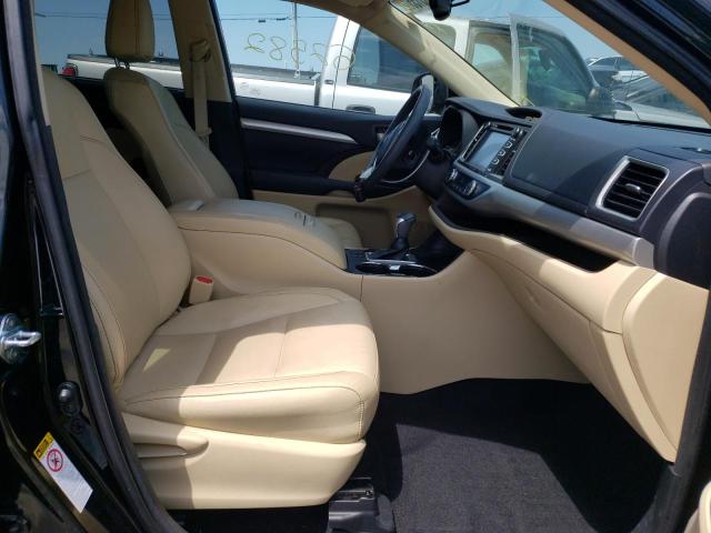 Photo 5 from auction – 2016 TOYOTA HIGHLANDER with VIN 5TDKKRFH4GS155193