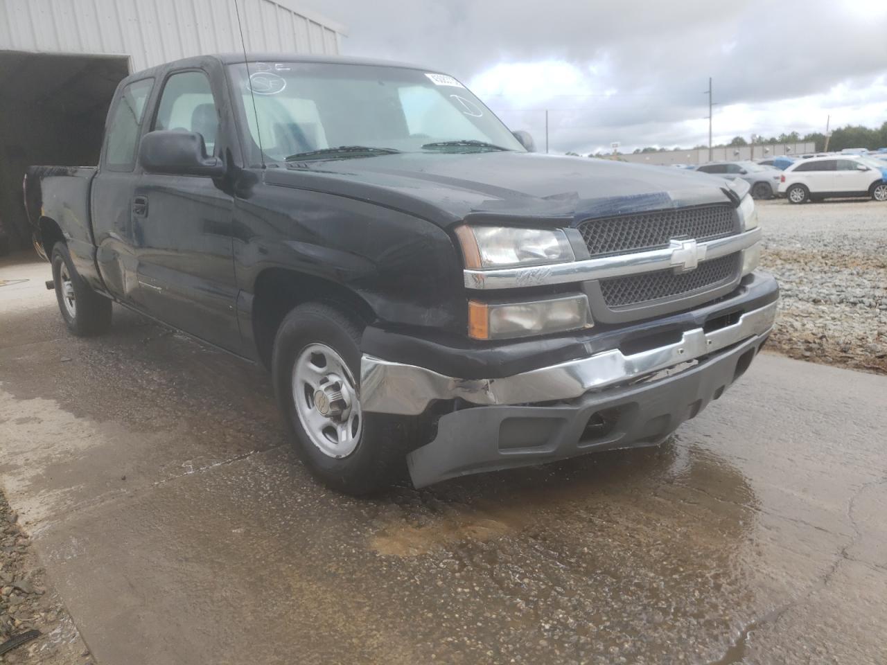 CHEVROLET SILVERADO 2003 with VIN 1GCEC19V93Z273603 - Photo from auction