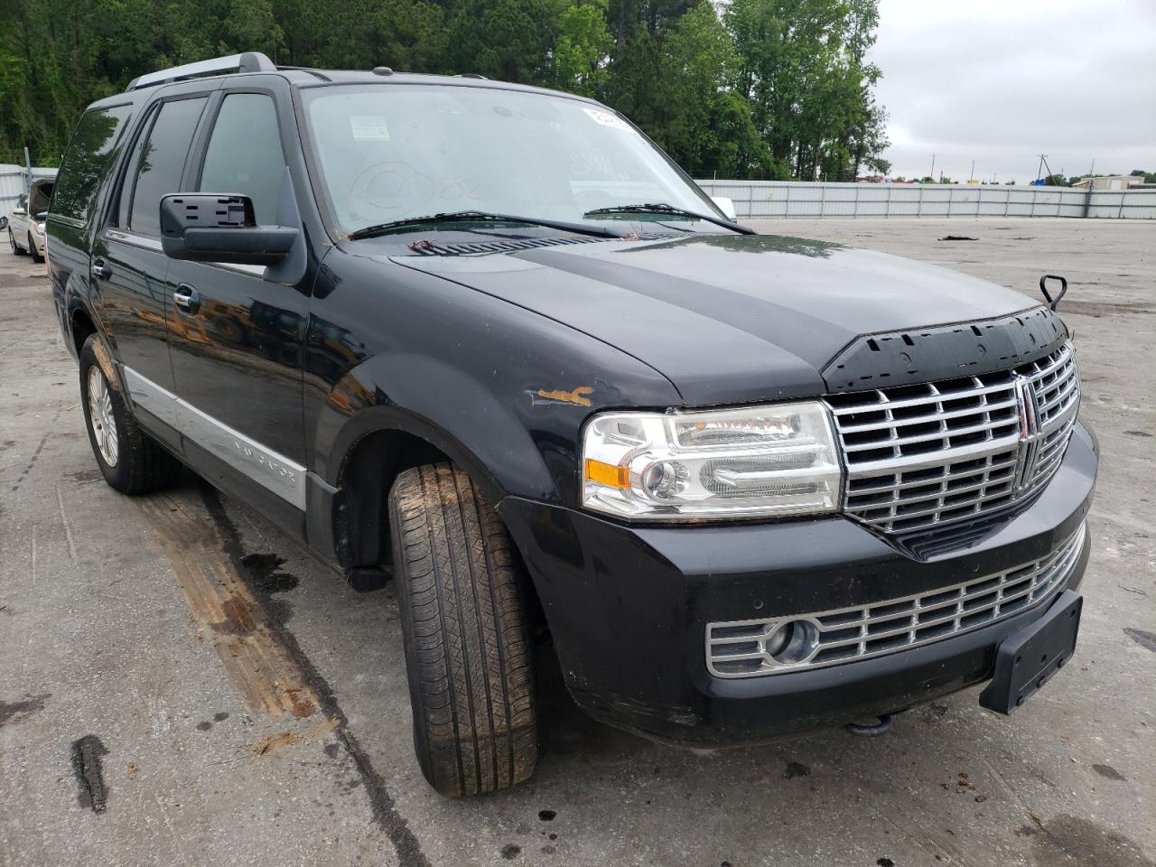 Photo 1 from auction – 2010 LINCOLN NAVIGATOR with VIN 5LMJJ2J58AEJ04532