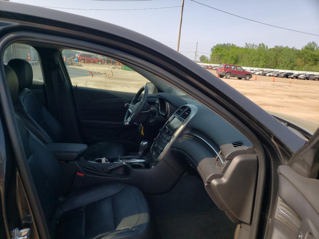 Photo 5 from auction – 2015 CHEVROLET MALIBU LTZ with VIN 1G11F5SL1FF339422