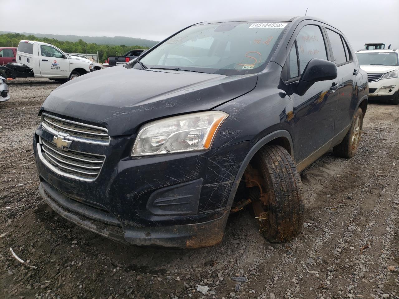 Photo 2 from auction – 2015 CHEVROLET TRAX 1LS with VIN 3GNCJPSBXFL218869