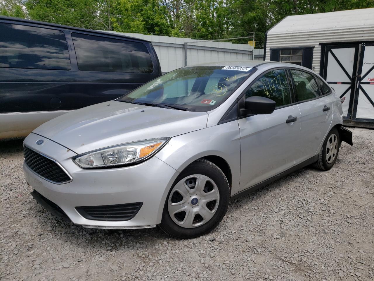 Photo 2 from auction – 2015 FORD FOCUS with VIN 1FADP3E20FL286874