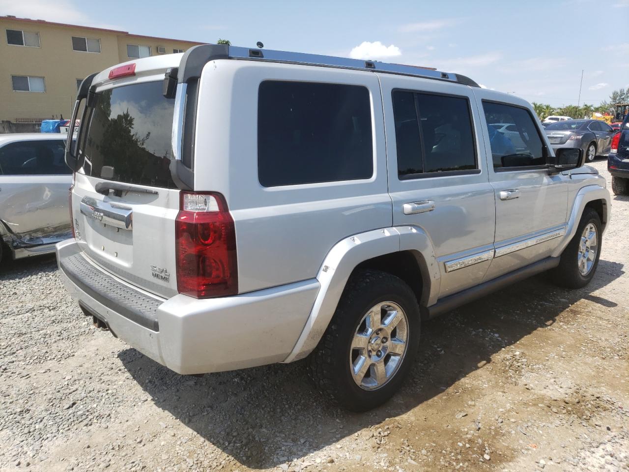صورة رقم 4 من المزاد - 2006 JEEP COMMANDER مع VIN 1J8HG58206C288734
