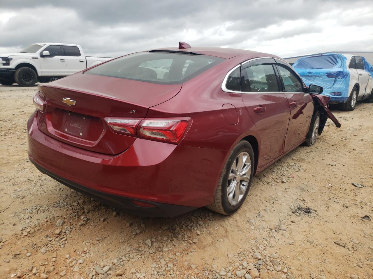 Photo 4 from auction – 2019 CHEVROLET MALIBU LT with VIN 1G1ZD5ST4KF106962