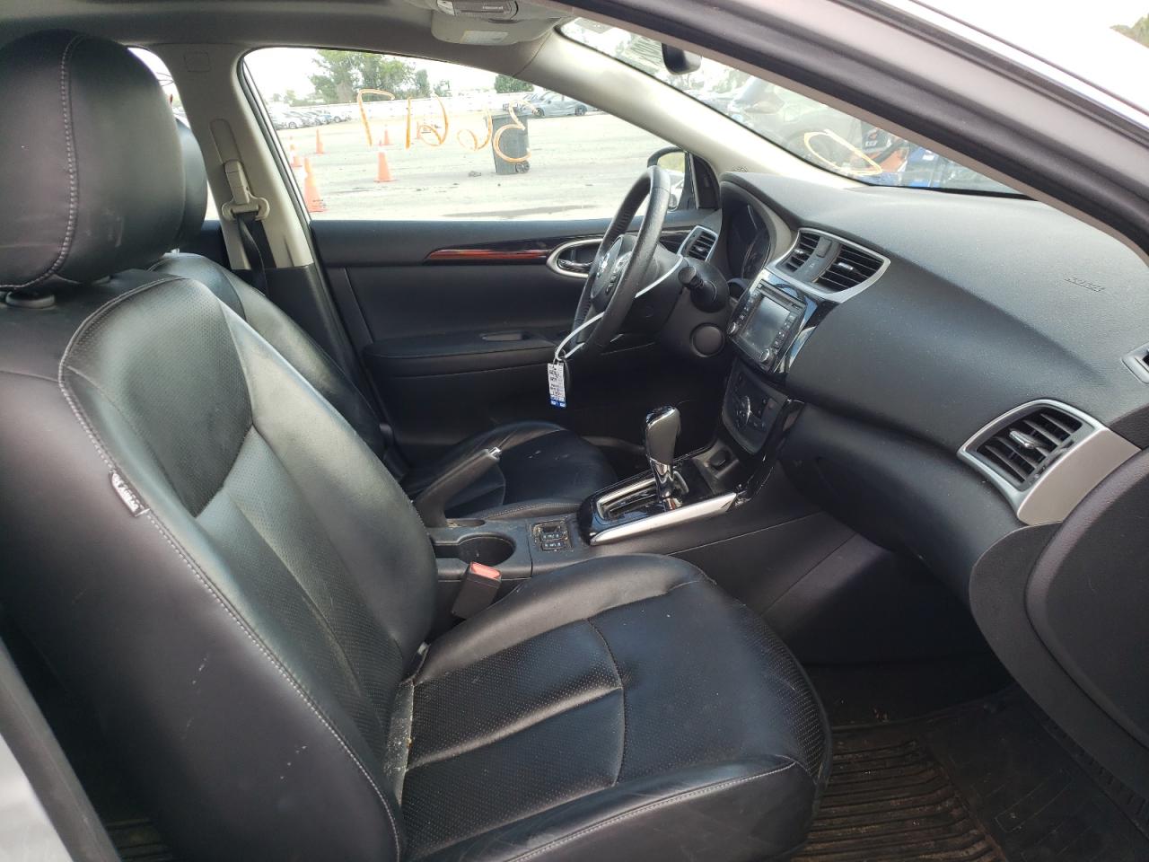 Photo 5 from auction – 2017 NISSAN SENTRA S with VIN 3N1AB7AP2HY246121