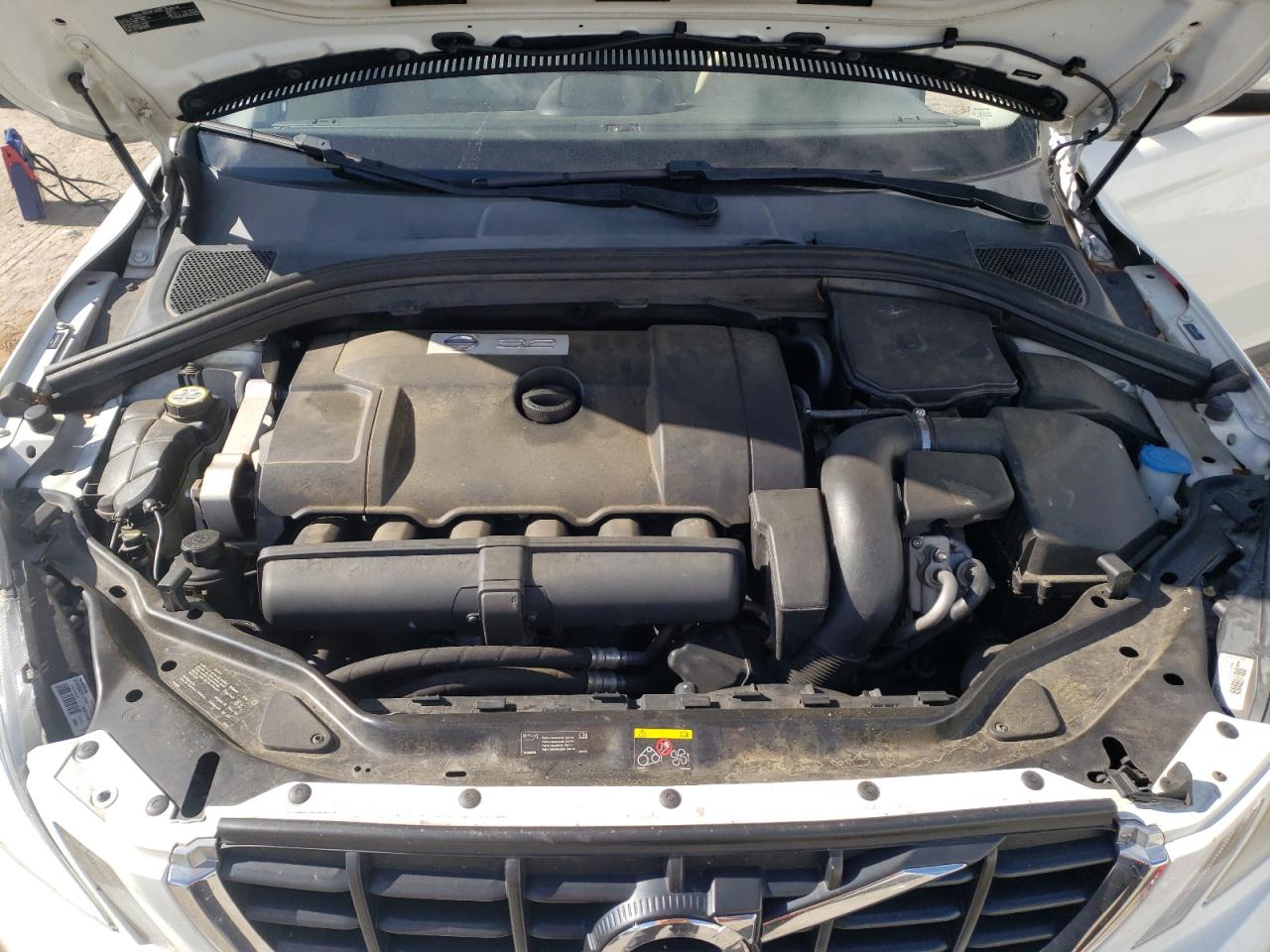 Photo 7 from auction – 2011 VOLVO XC60 3.2 with VIN YV4952DL0B2174938