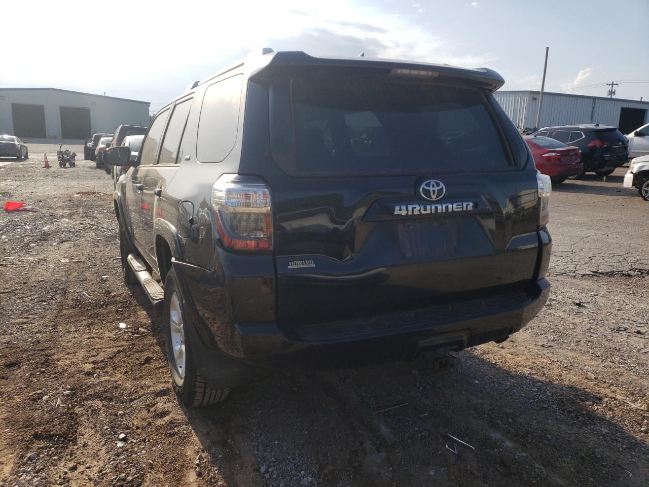 Photo 3 from auction – 2015 TOYOTA 4RUNNER SR with VIN JTEBU5JRXF5243460