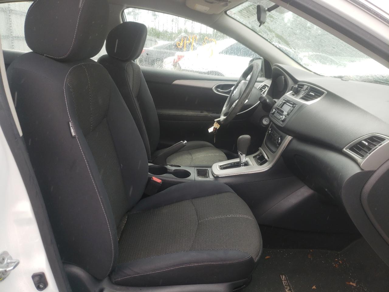 Photo 5 from auction – 2015 NISSAN SENTRA S with VIN 3N1AB7AP9FY352045