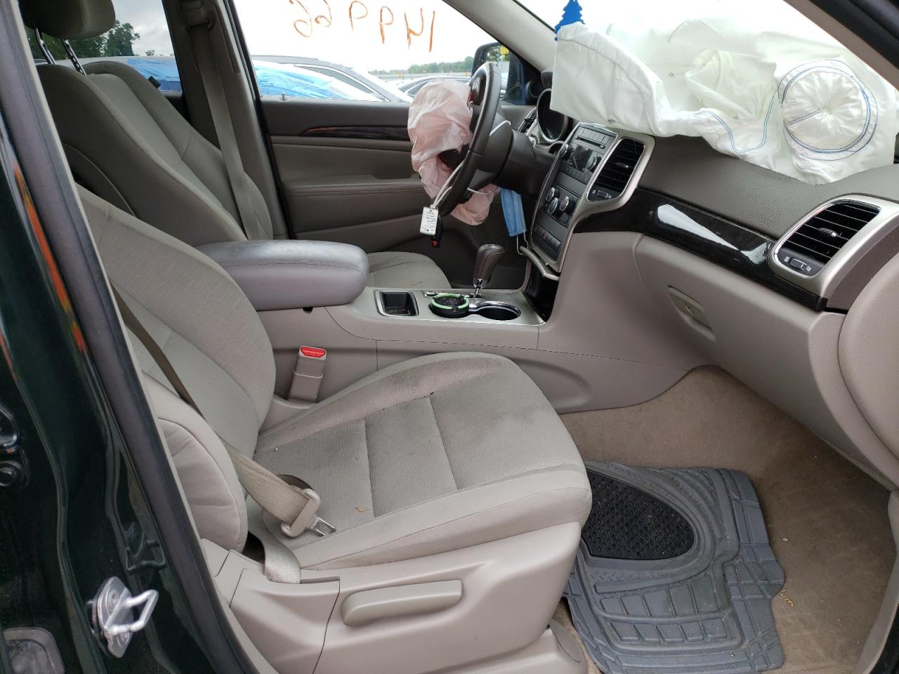 Photo 5 from auction – 2011 JEEP GRAND CHER with VIN 1J4RS4GG3BC681715