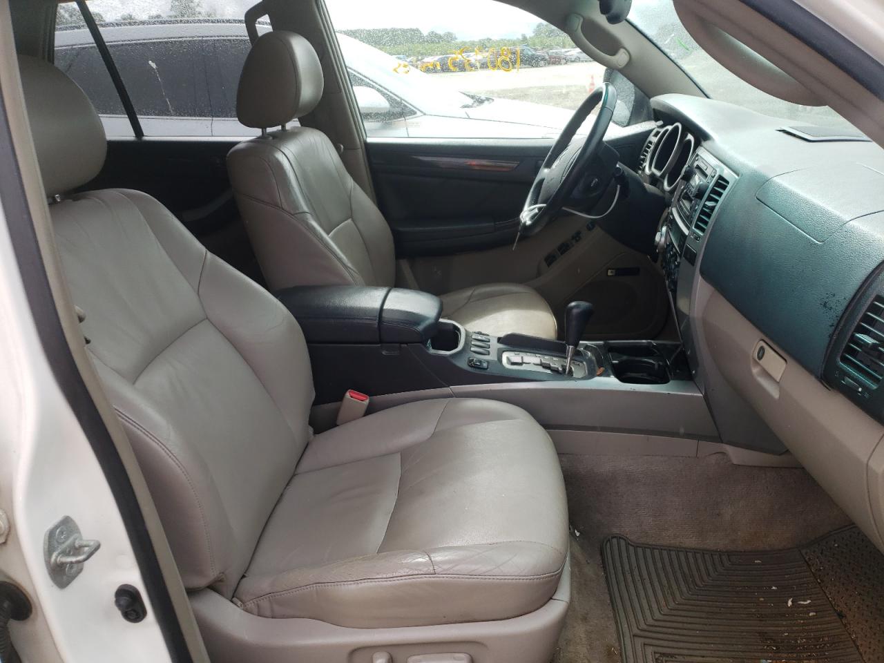 Photo 5 from auction – 2005 TOYOTA 4RUNNER LI with VIN JTEBU17RX58049122